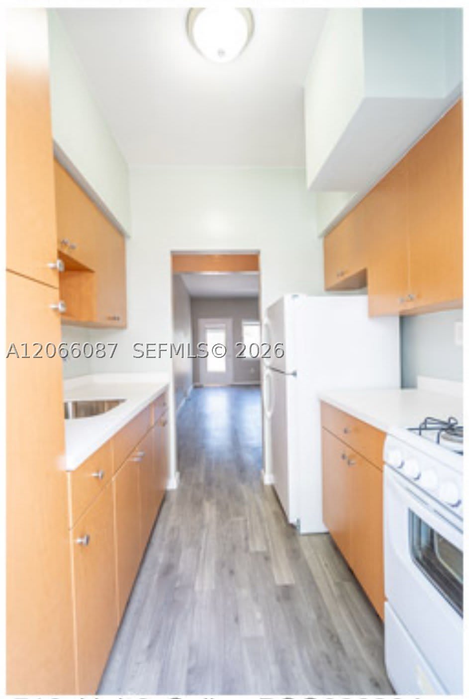 710 Meridian Ave – photo 5