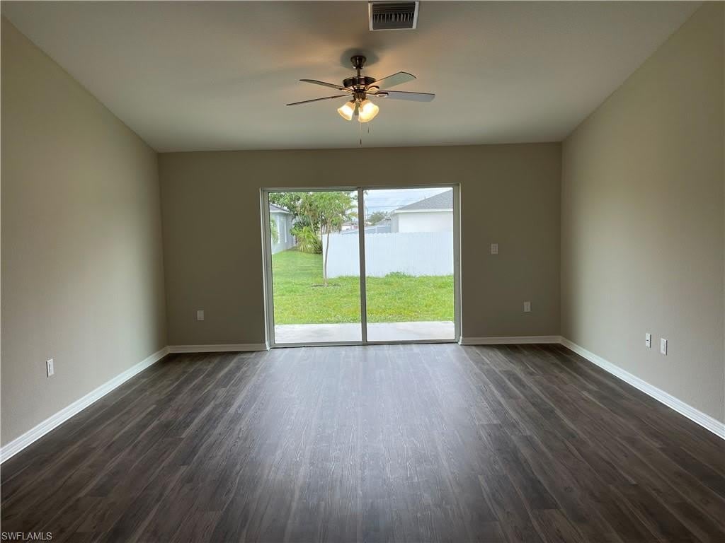 2132 Nw 7Th Ave Lot 28 – photo 2