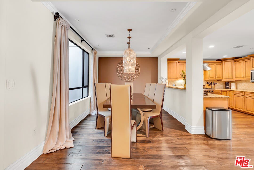 1530 Camden Ave – photo 4