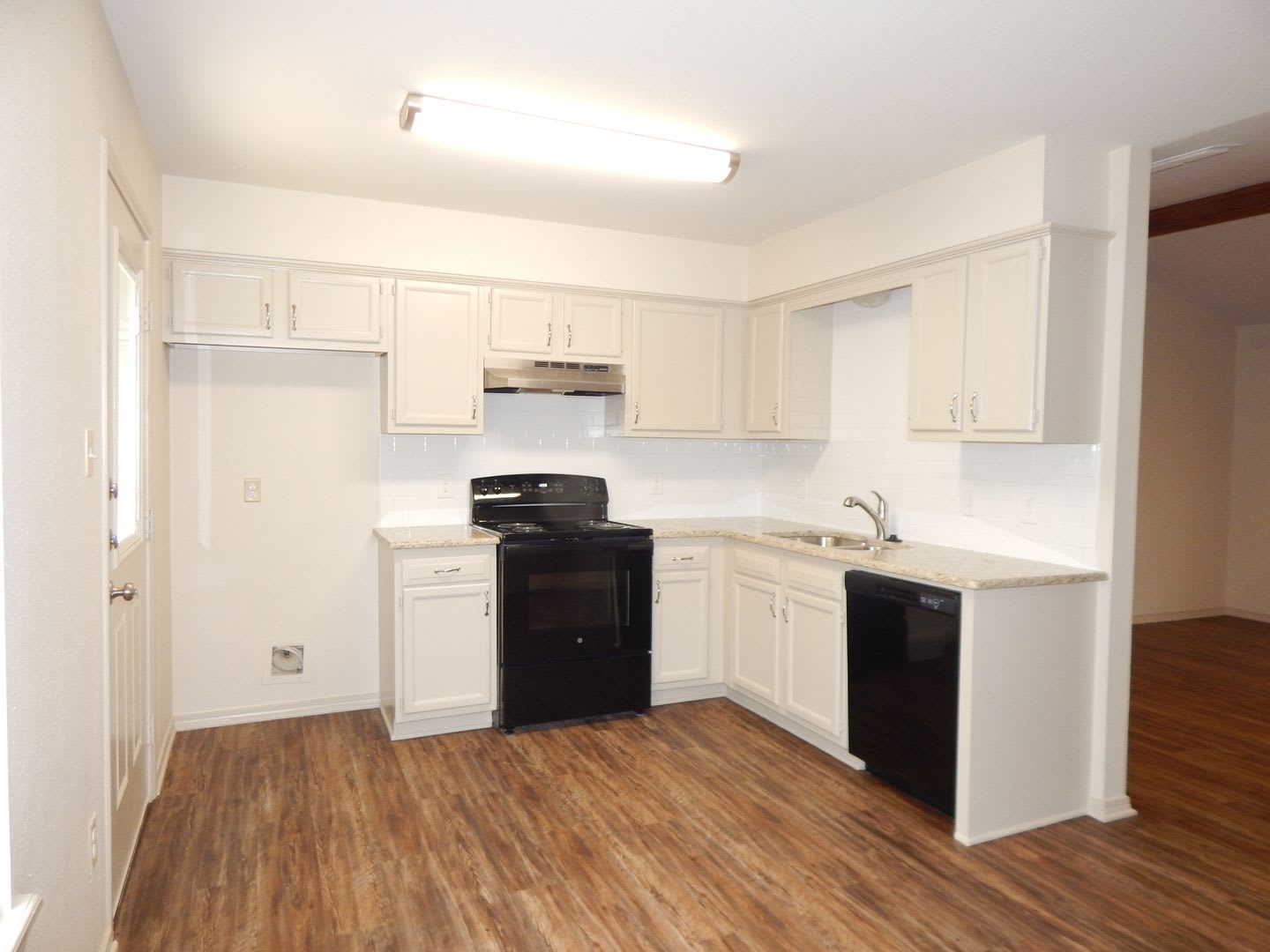 Whitehouse ISD! Lovely 3 Bedroom, 2 Bath Home – photo 5