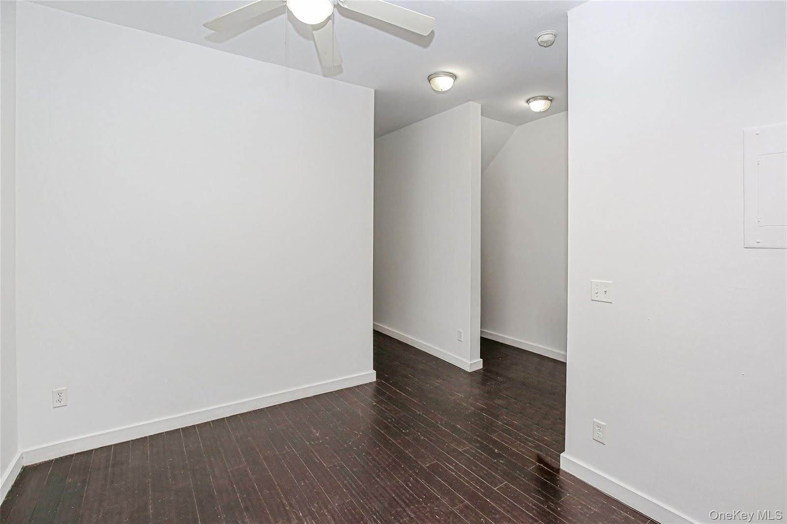 221 Howard Avenue – photo 5