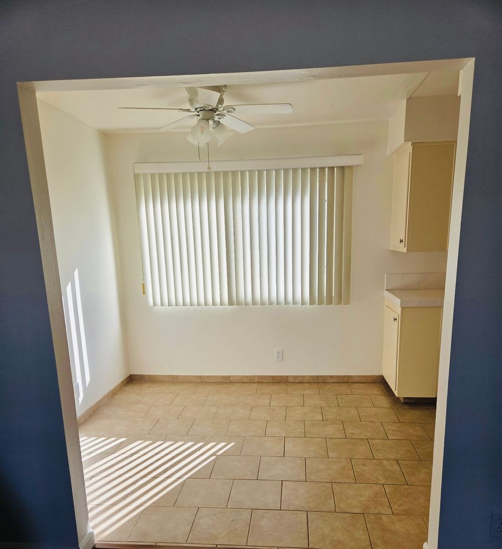 Available Now!- Cute 2 bedroom – photo 4