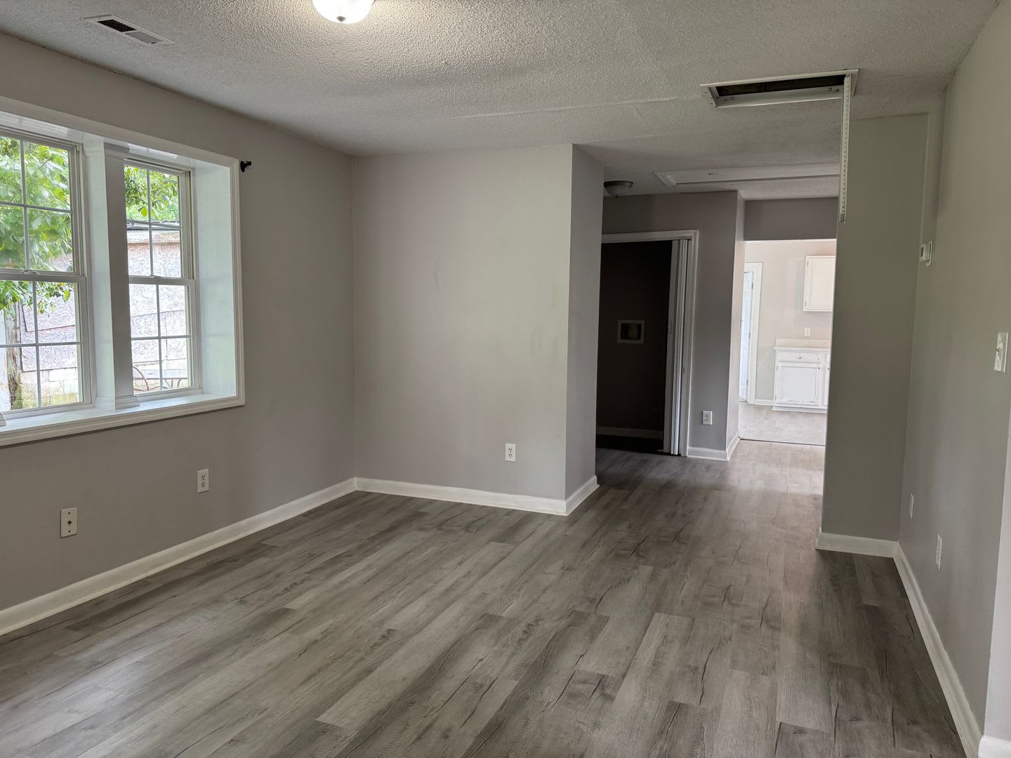 Home in Pembroke – photo 5