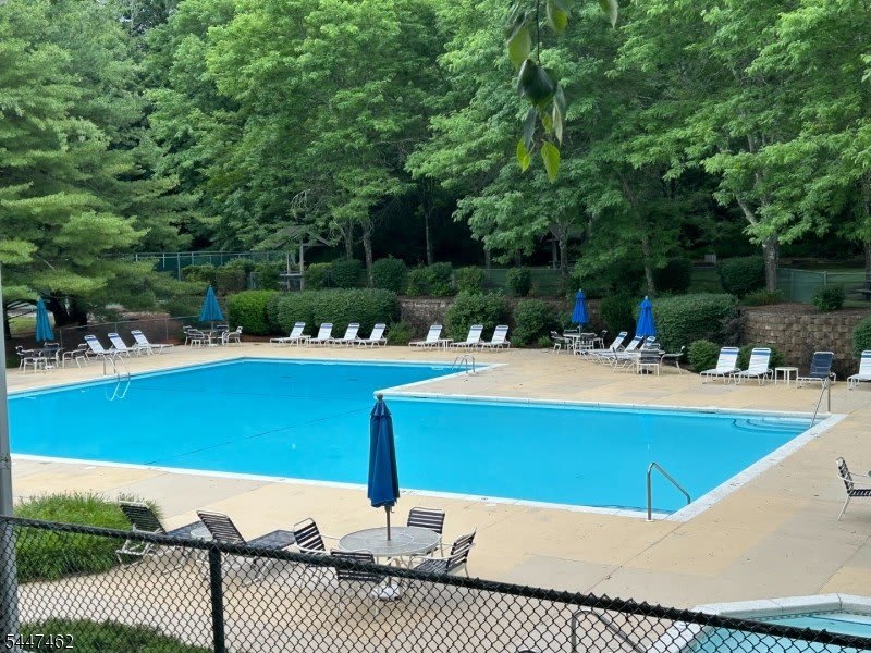 45 Meadow Pond Rd – photo 4