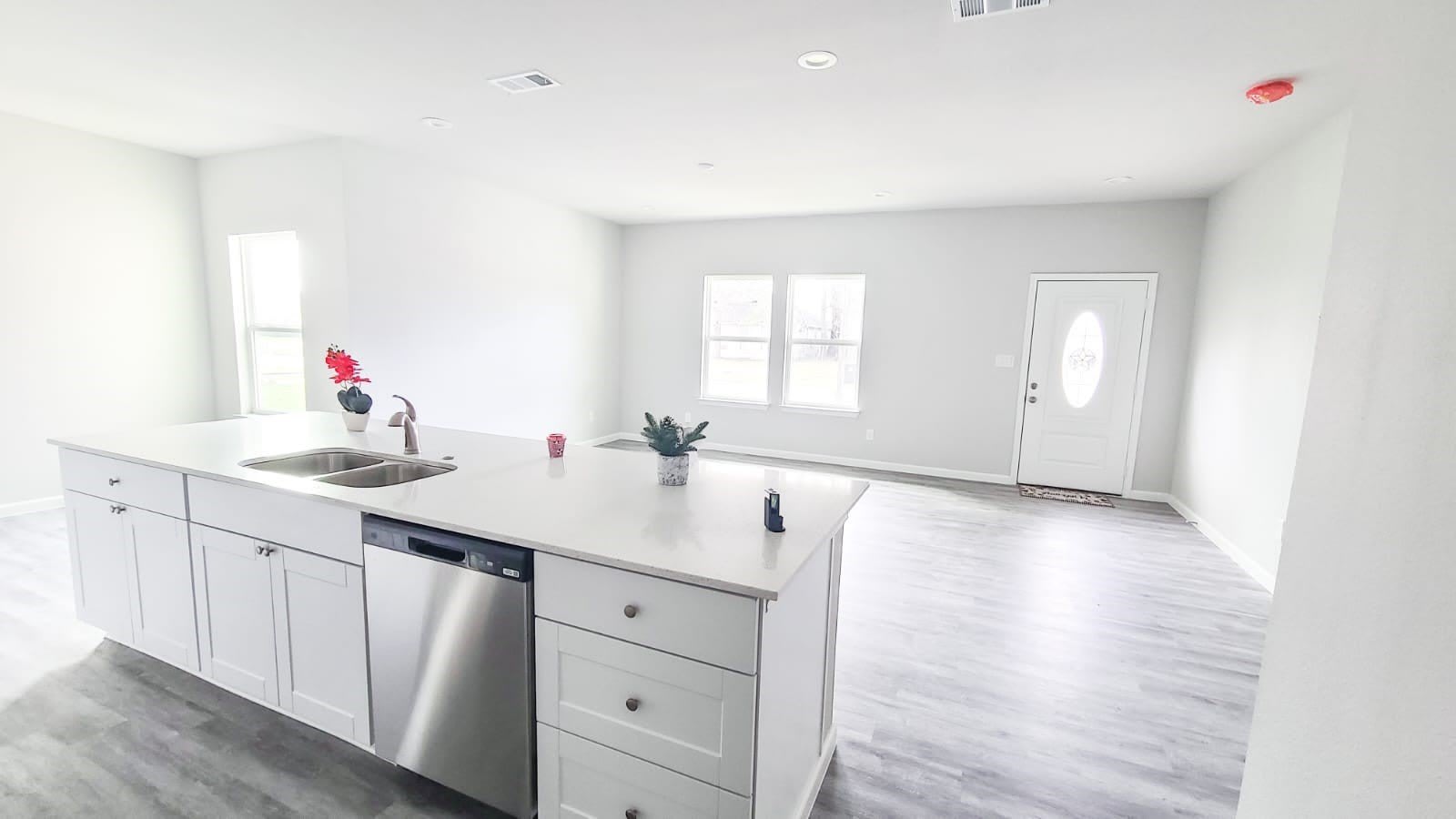4105 Stuart Street – photo 5