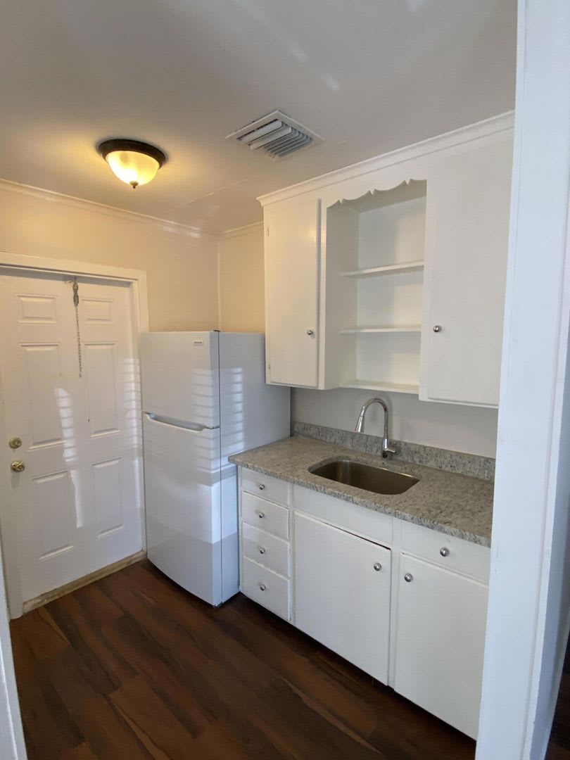 Move-In Made Simple: First Month’s Rent + Security Deposit Only to Move-In! – photo 4