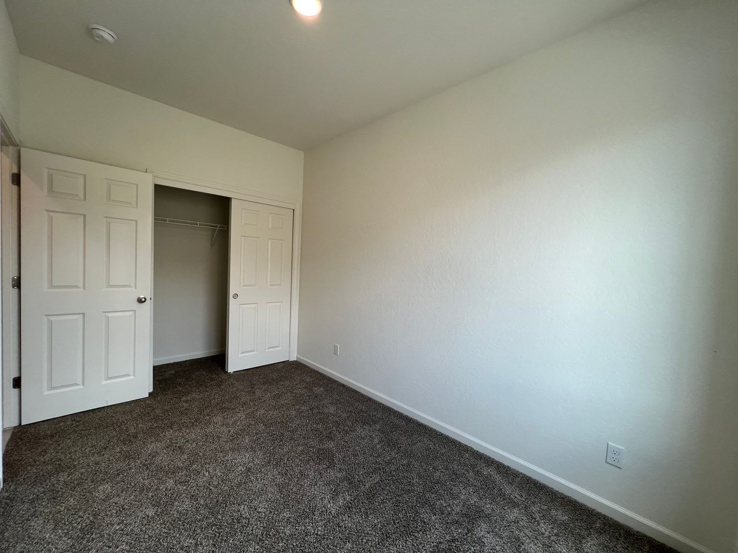 500 Off The First Month S Rent – photo 5
