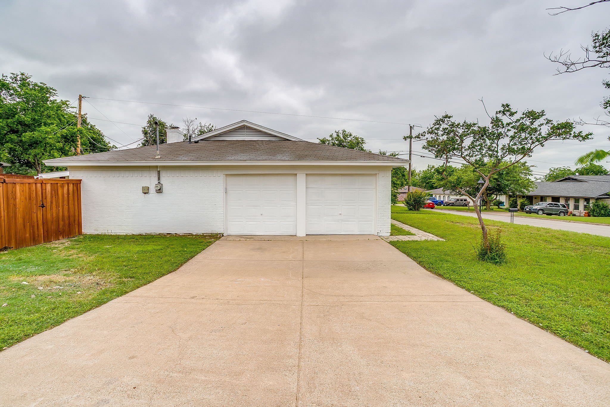 220 Rolling Hills Drive – photo 4