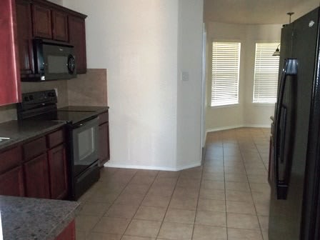 6205 Charlotte Ln – photo 4
