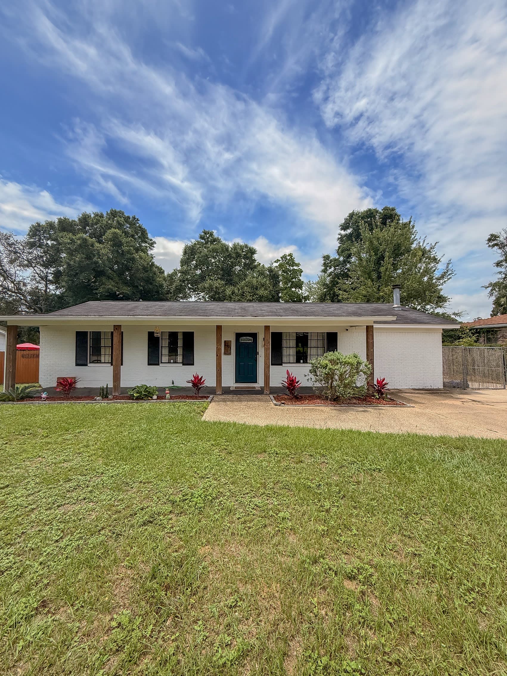 4093 East Johnson Avenue – photo 1
