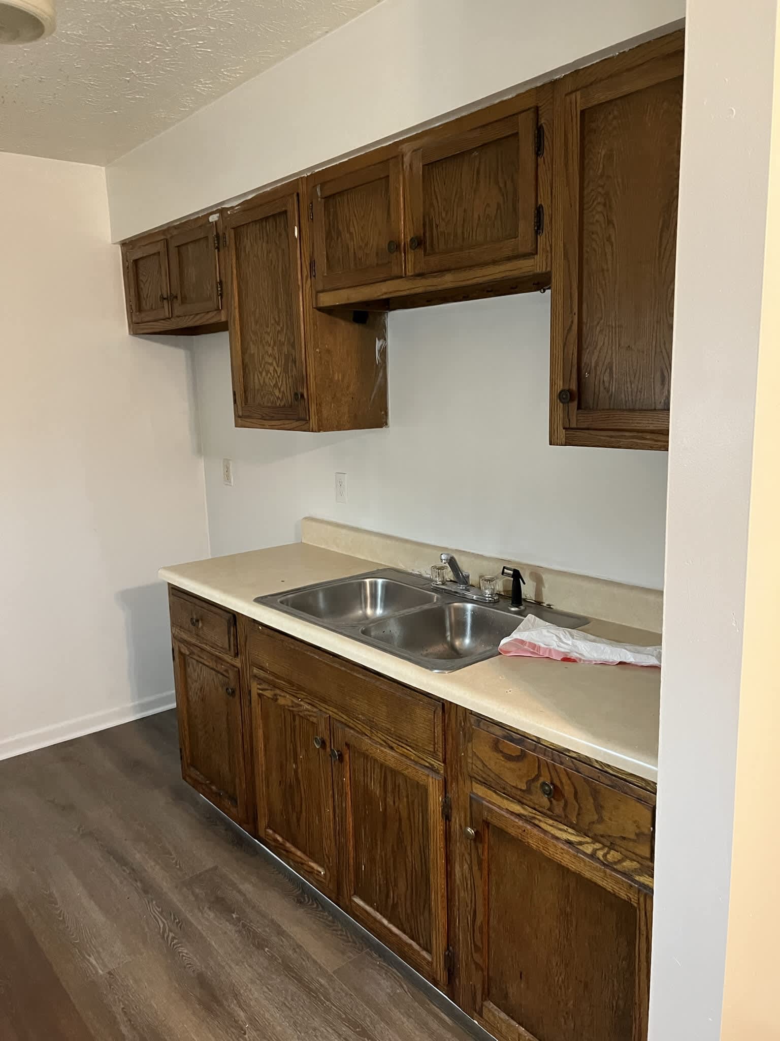 107 Hillview Apt Drive – photo 3