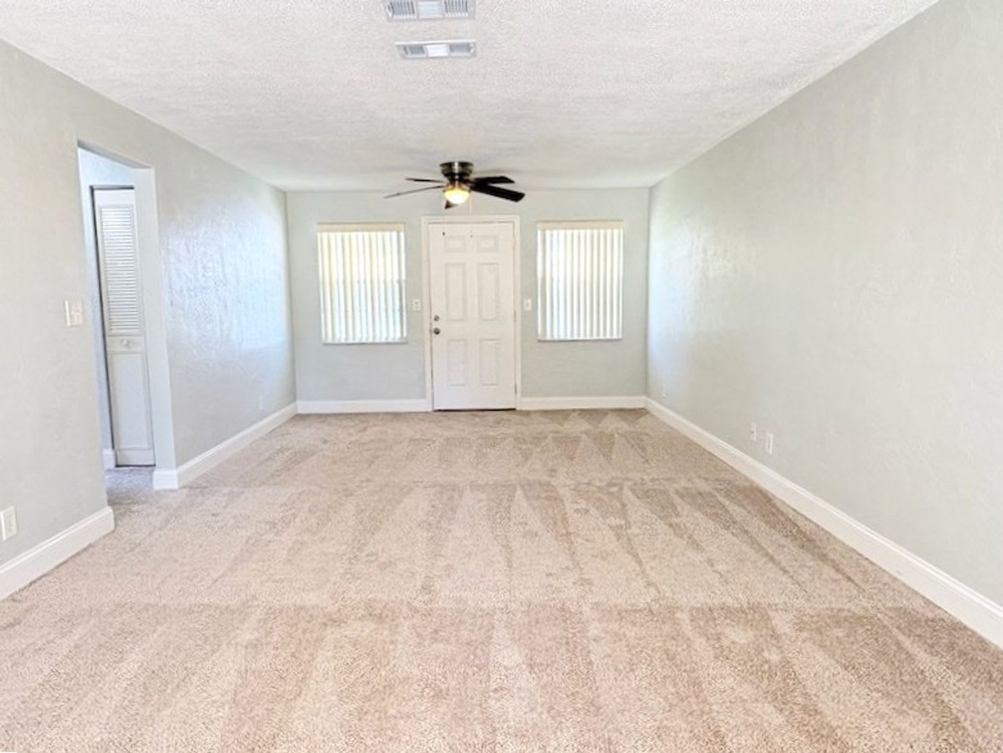 Adorable 2 Bedroom Port Orange Home – photo 3