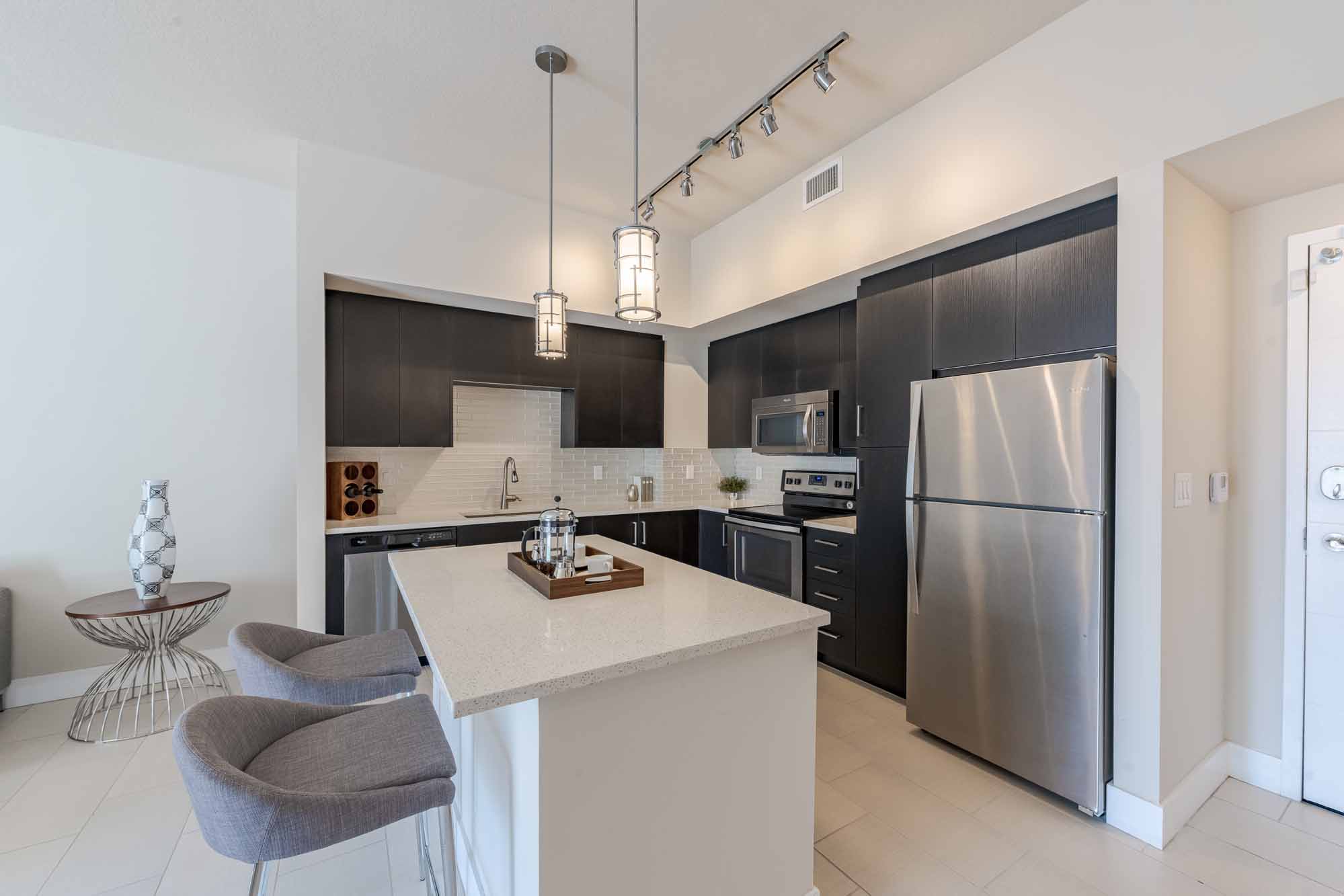 Miro Brickell – photo 2