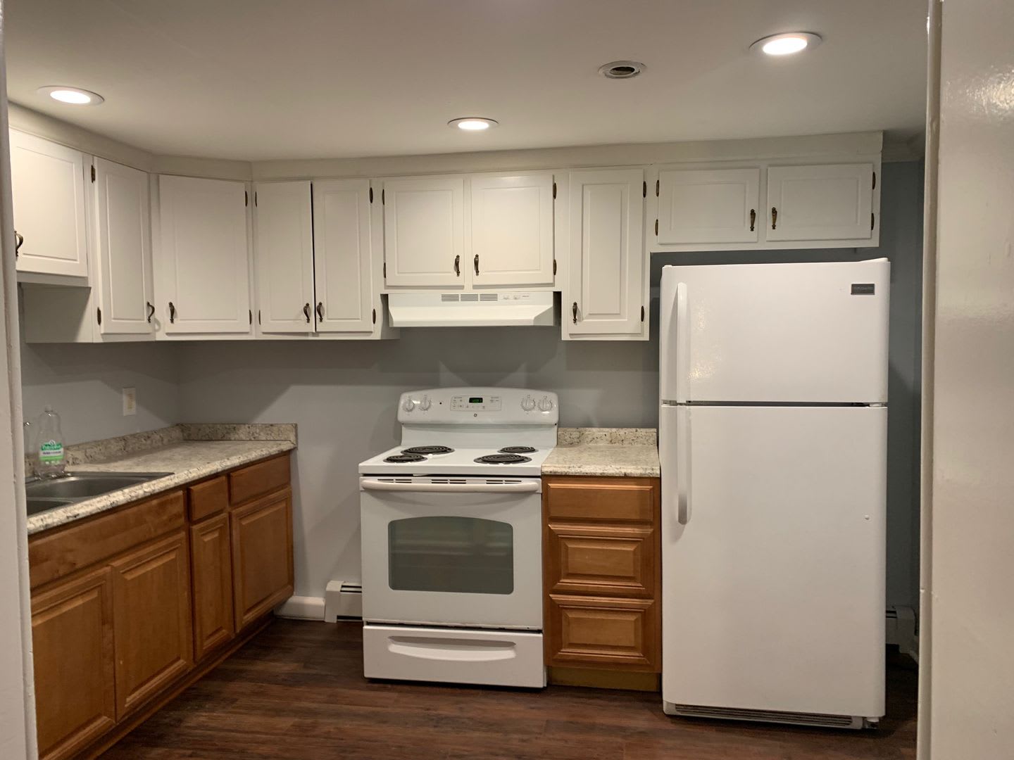 2 Bedroom With Bonus Room 1 5 Bath Lower Level Duplex – photo 4