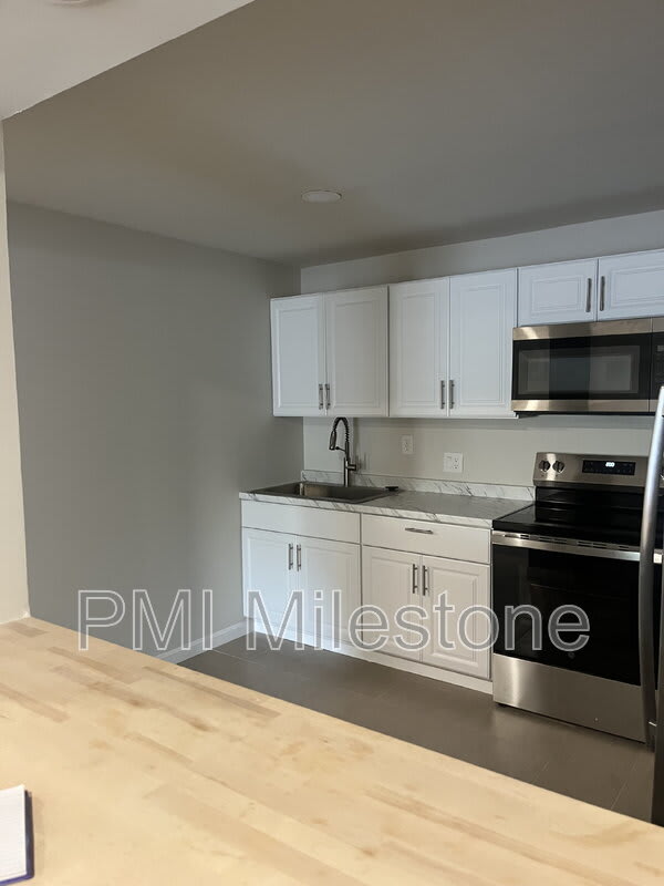 9734 Dumbarton Drive – photo 4