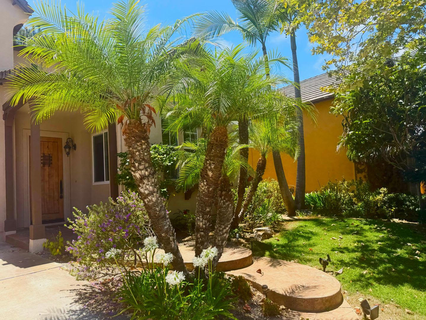 Beautiful Carmel Valley Home in Prime Location – 4 Bedrooms – photo 2