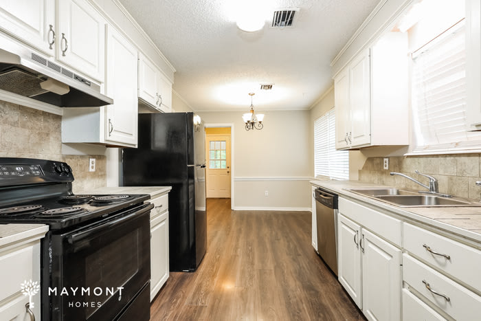 4725 Satinwood Road – photo 5