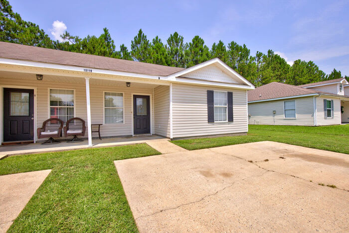 15119 Deer Creek Drive – photo 3