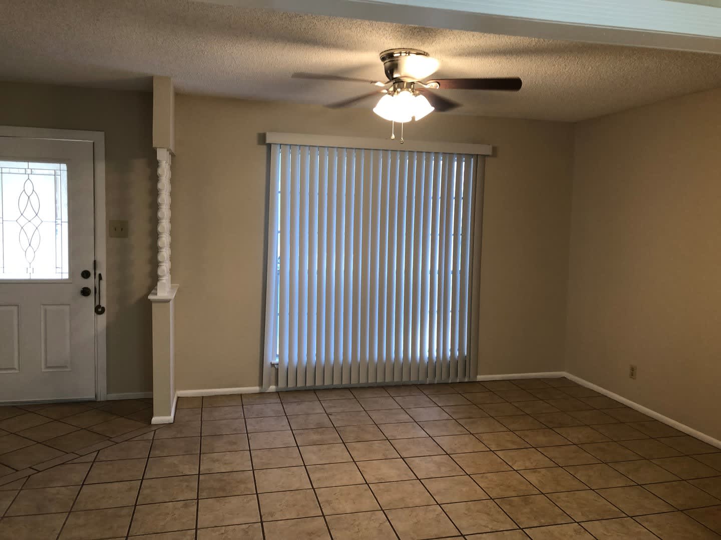 Schertz rental in quiet neighborhood – photo 2