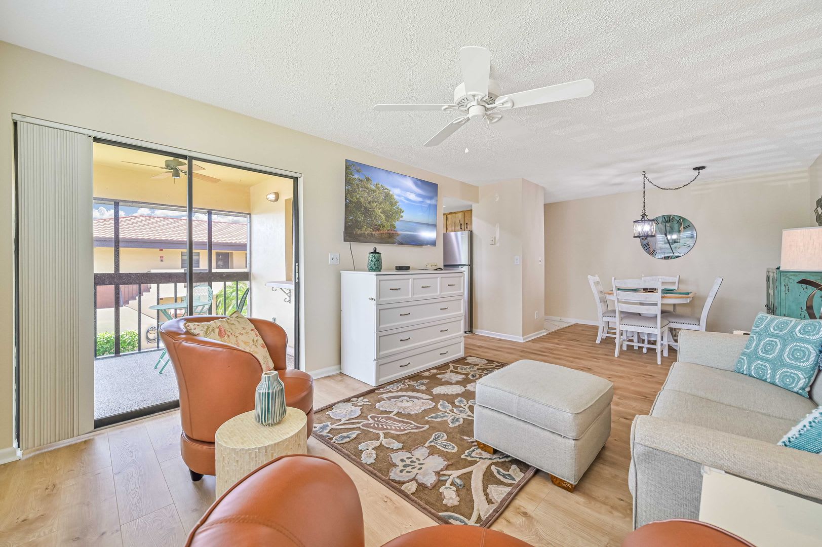 Renovated 1 1 Condo Annual Lease Whiskey Creek – photo 5