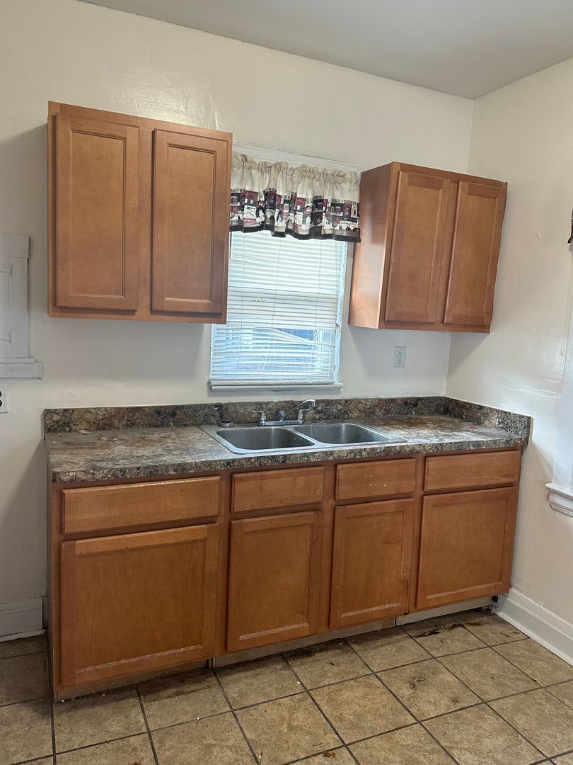 3bd Single Cash Pay/Section 8 – photo 5
