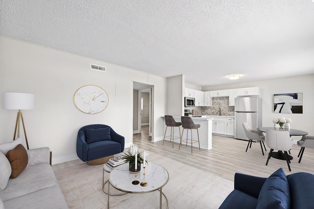 The Lynx Apartments and Townhomes – photo 2