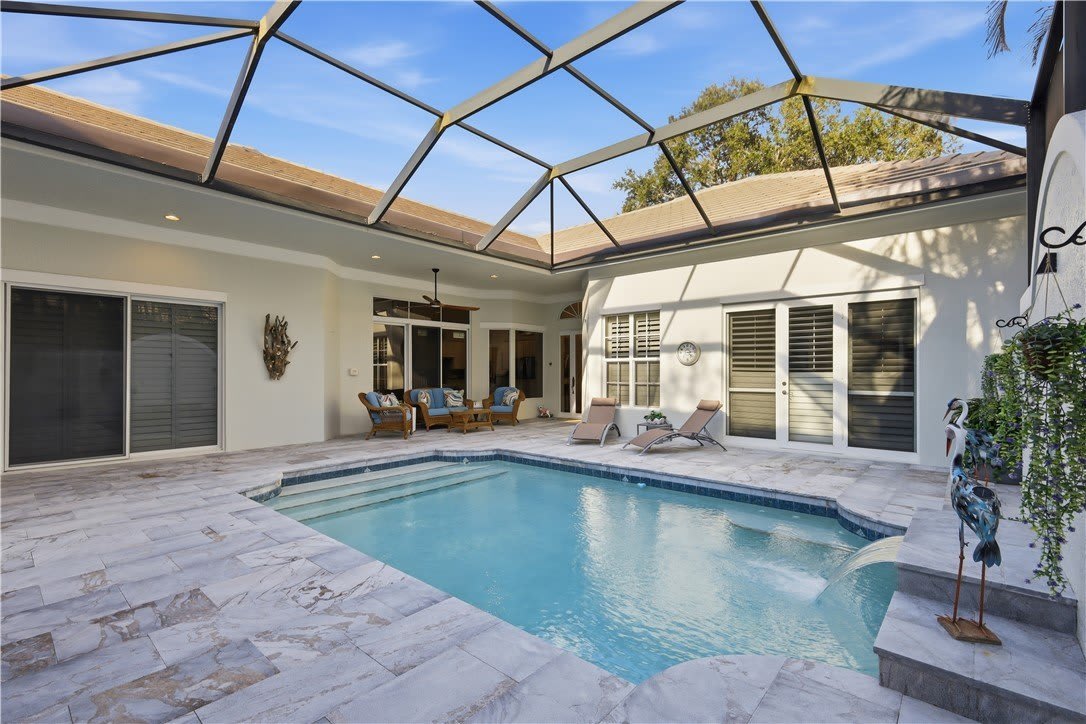9064 Englewood Court – photo 4