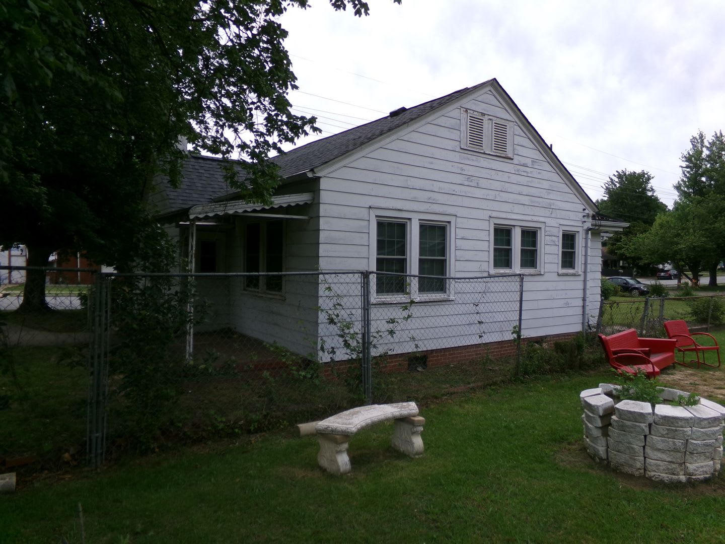 Spacious 3-Bedroom 2-Bathroom Home – photo 3