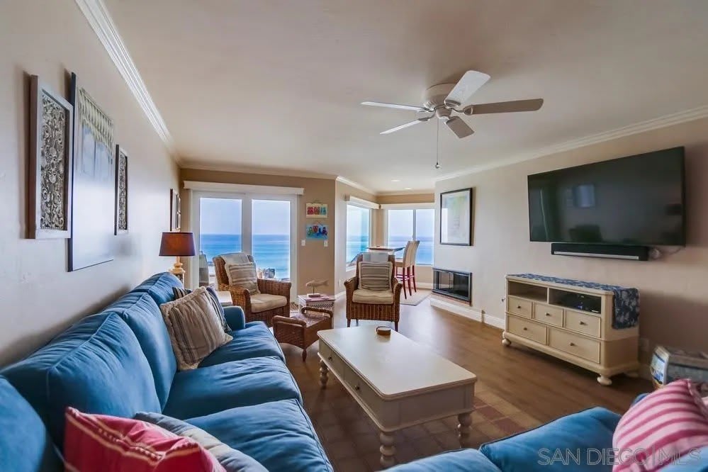 239 S Helix Ave – photo 2
