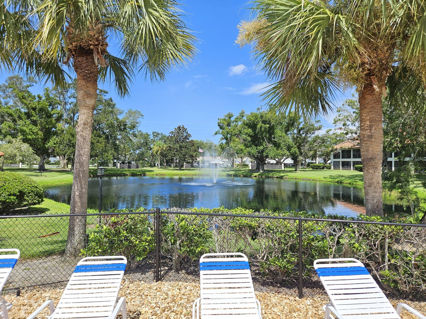 Furnished Annual 2 Bed 2 Bath 2Nd Floor Condo Centrally Located To All Of Venice And Venice Island Golf Course Views Assigned Covered Parking And Includes Cable Internet Water Sewer – photo 3