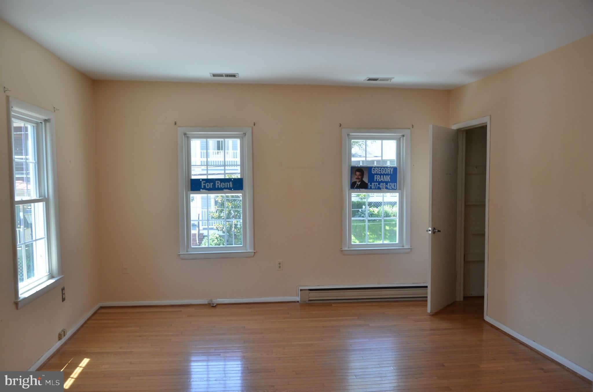 303 COMMERCE Street – photo 5