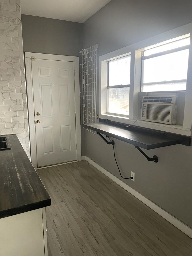 1506 Hurley Avenue – photo 5