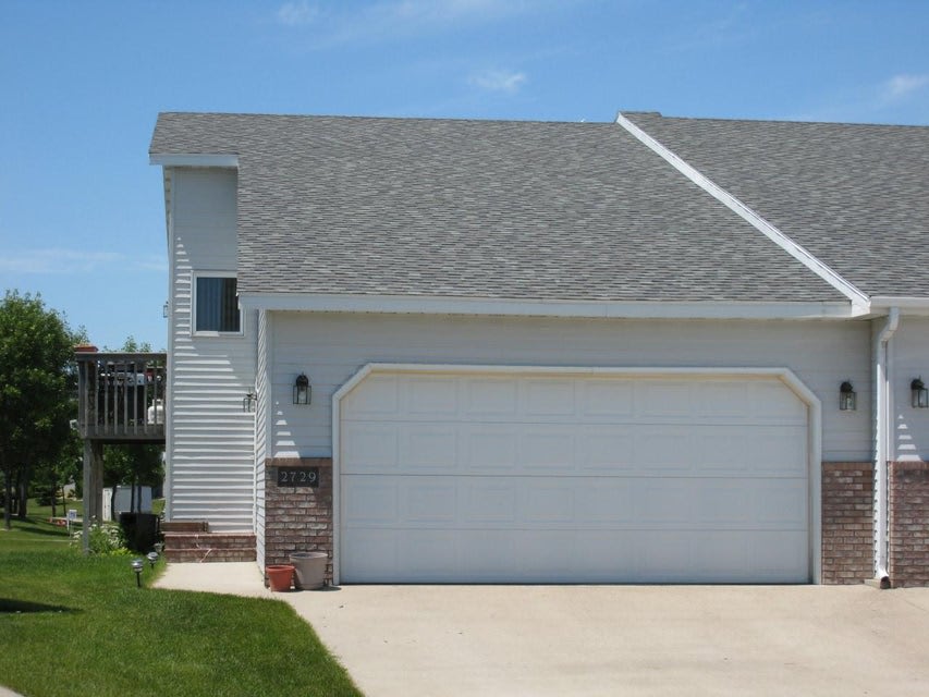2729 34th Avenue South – photo 1
