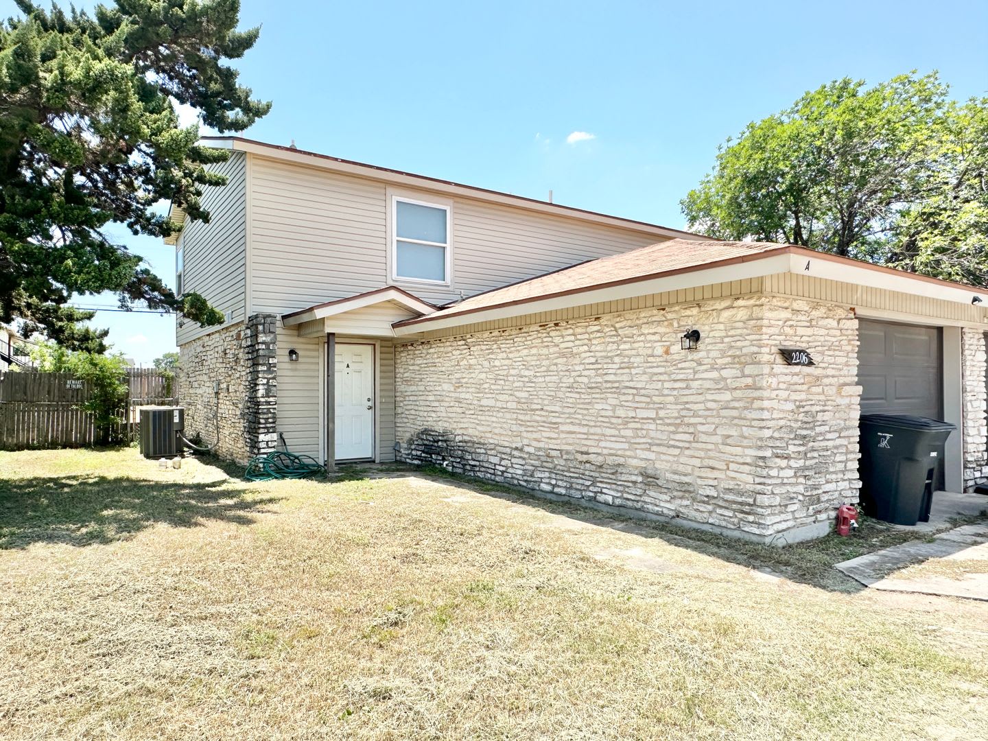 2206 A Cascade Drive – photo 1