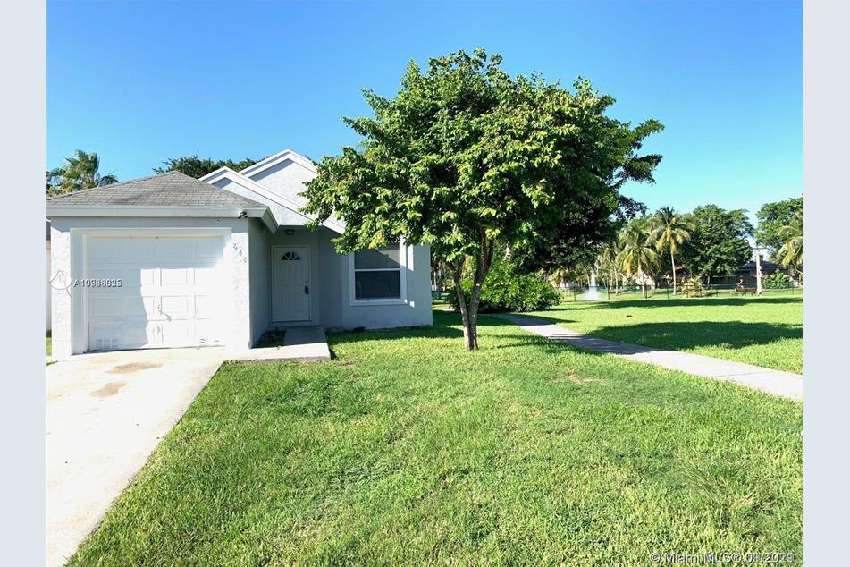 848 SW 10TH ST – photo 2