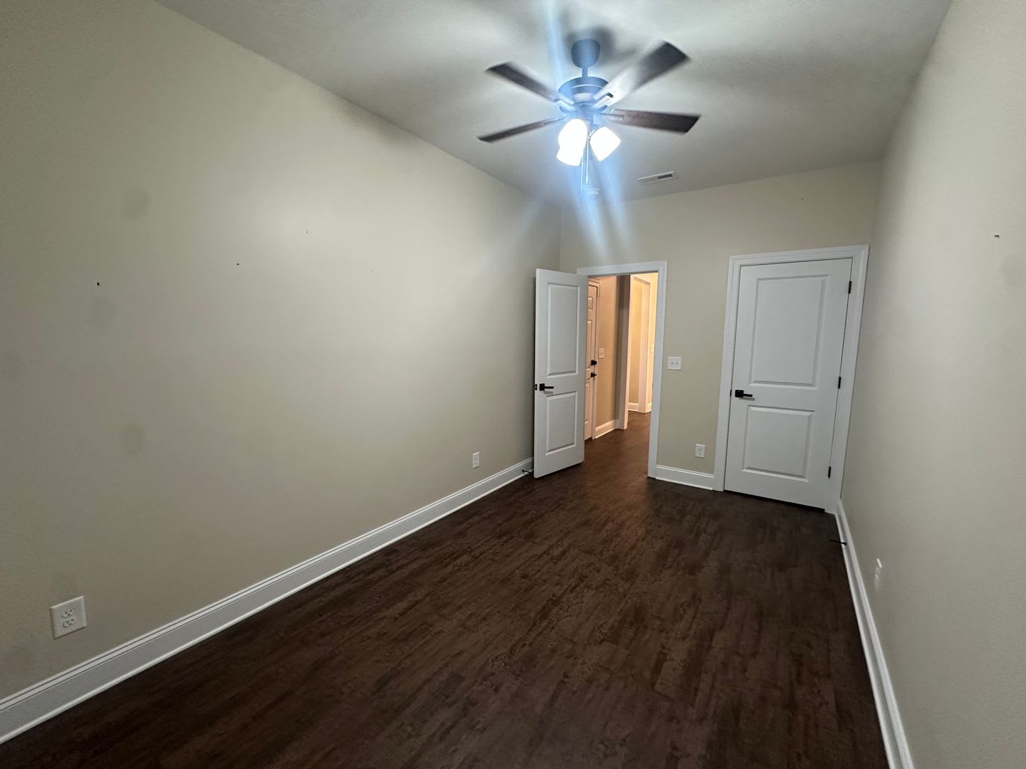 Spacious 4 Bedroom, 3 Bathroom Custom-Built Home for Rent! – photo 5