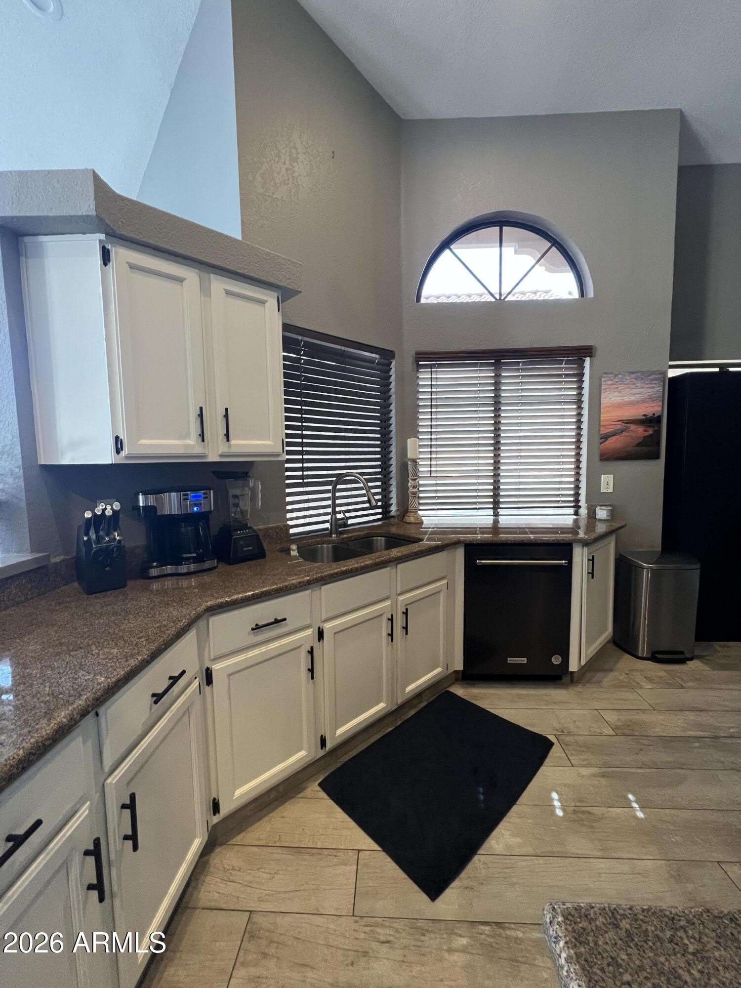 3534 E Verbena Drive – photo 4