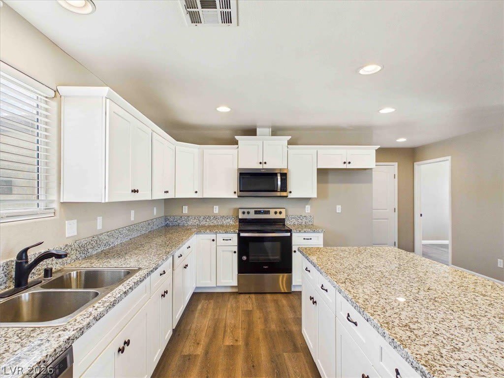 2101 E Dandelion Street – photo 3