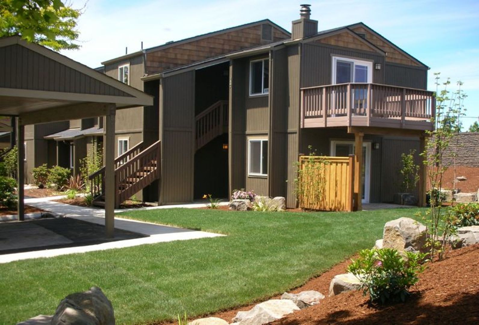 (963) 2850 Newton Place – photo 1