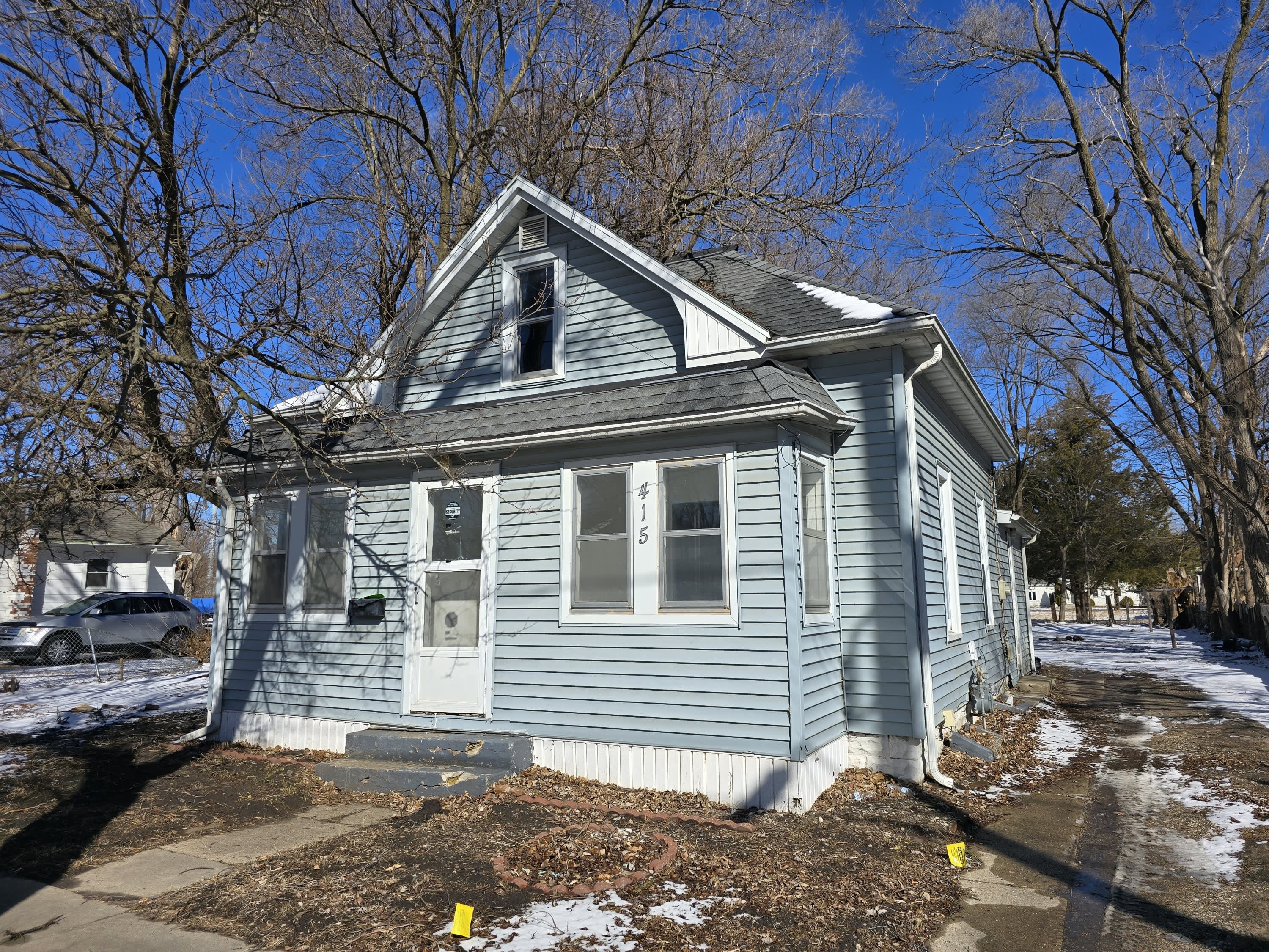 415 Adams Street – photo 1