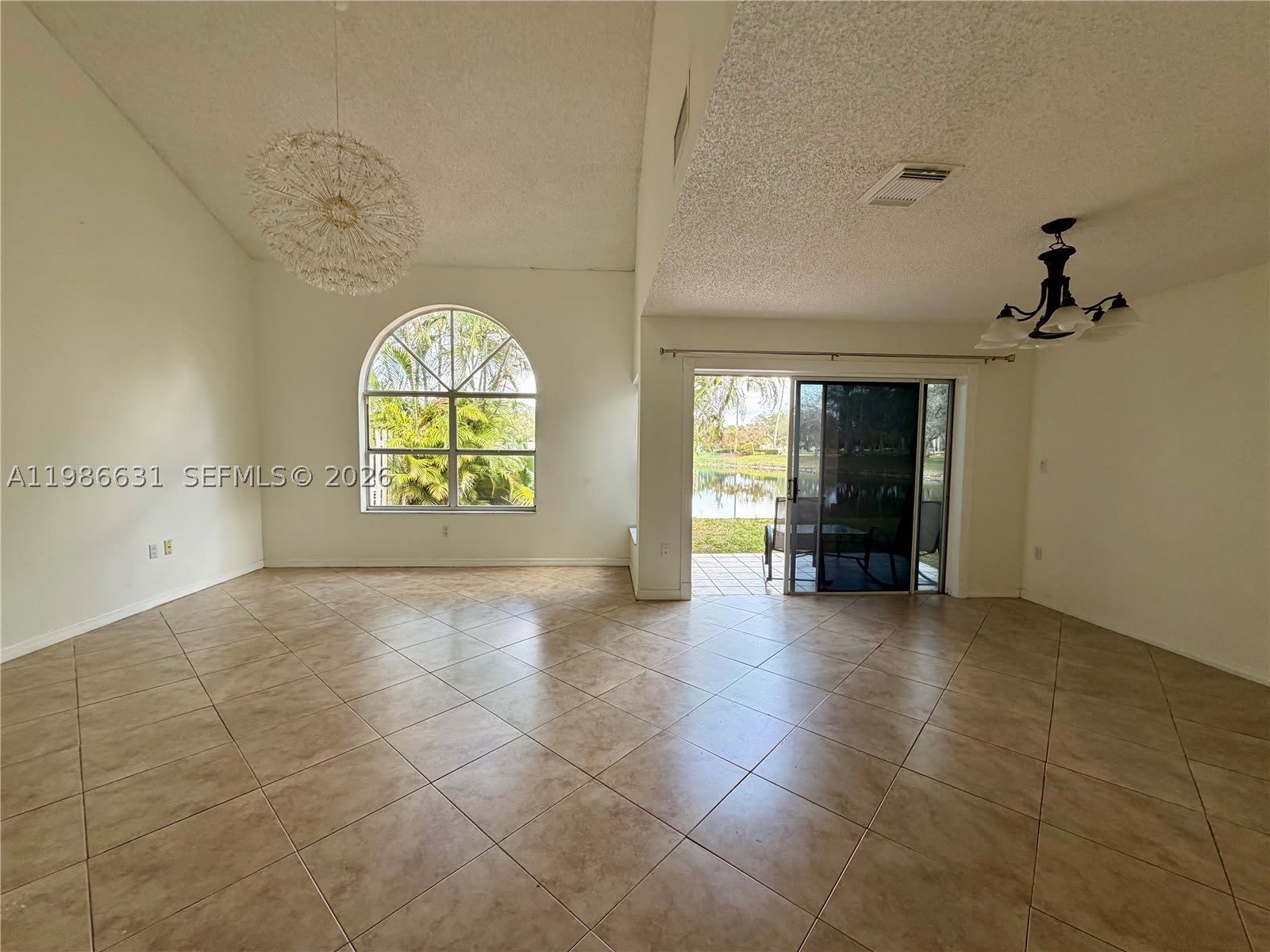 12619 NW 11th Pl – photo 3