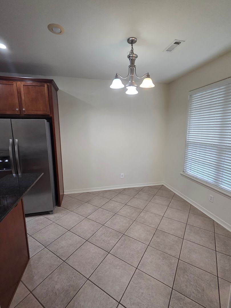 Must See This Beautiful Home!!! – photo 3
