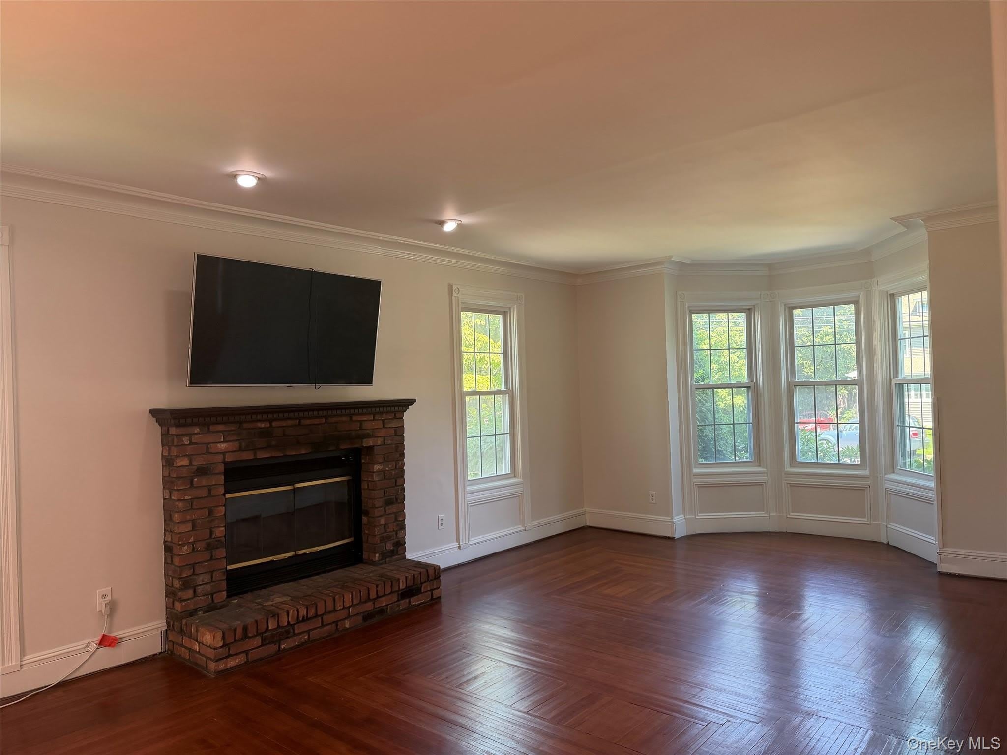 13 Walnut Street – photo 4