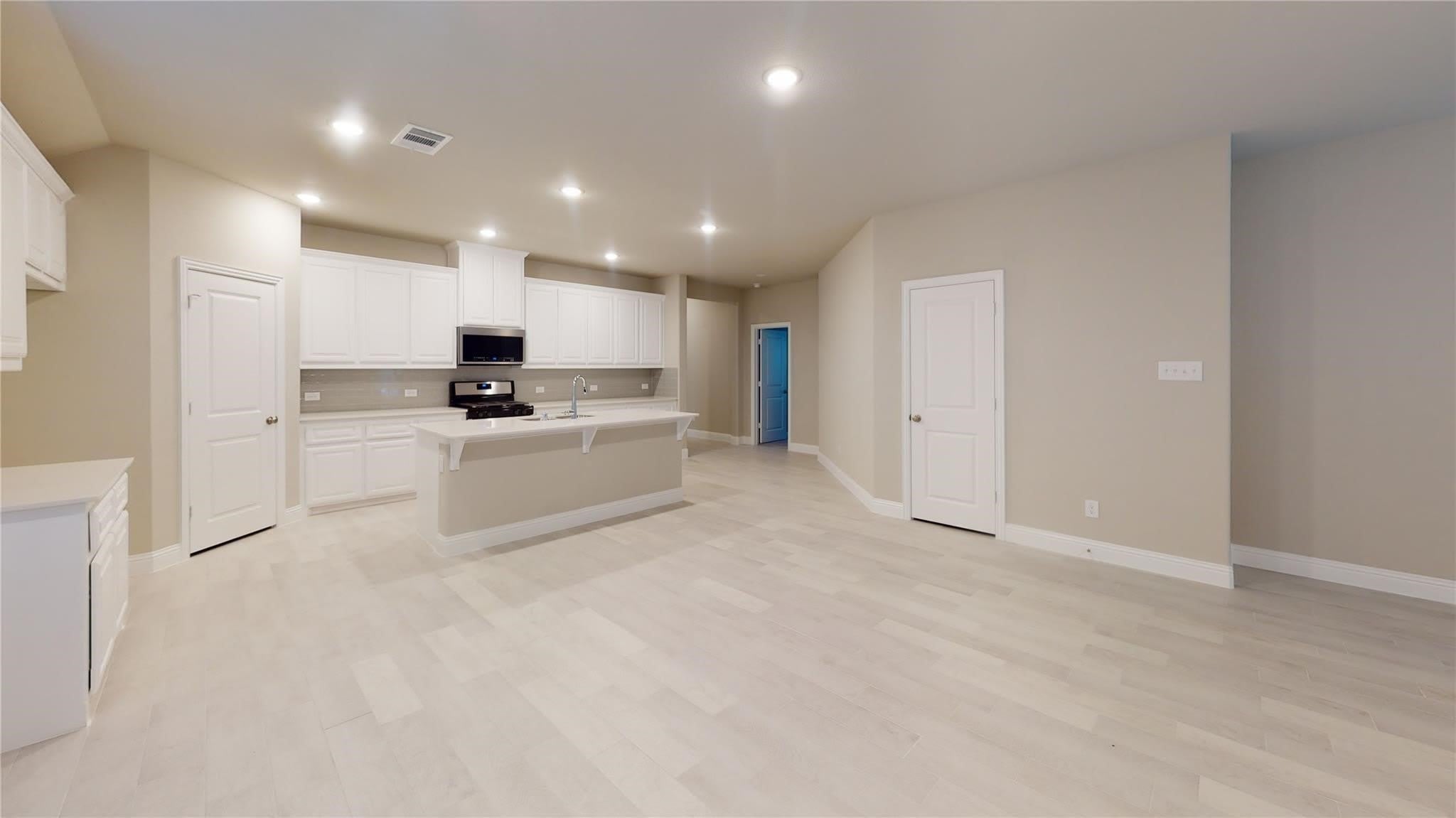 1420 Elizabeth Street – photo 2