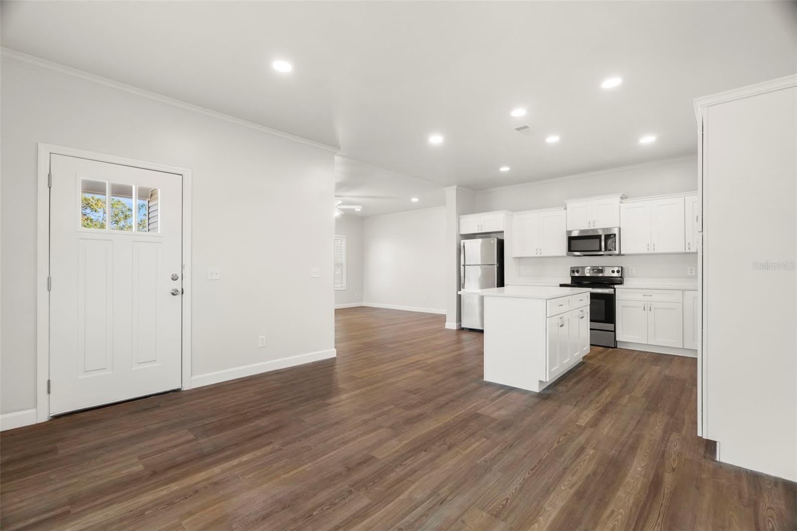4352 9TH Avenue S – photo 4