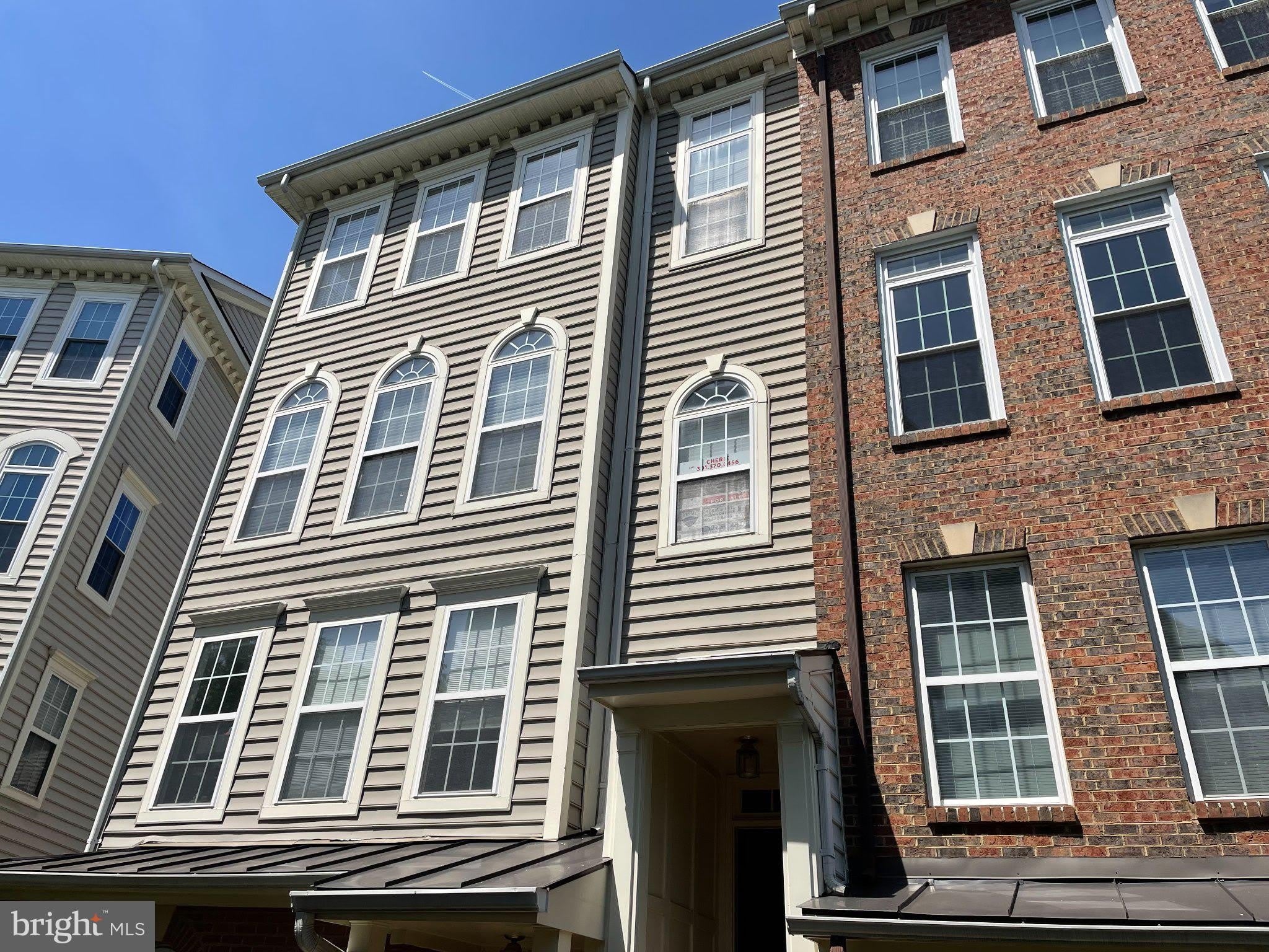 313-B CROSS GREEN Street – photo 2
