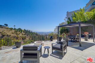 8528 Hillside Avenue – photo 2