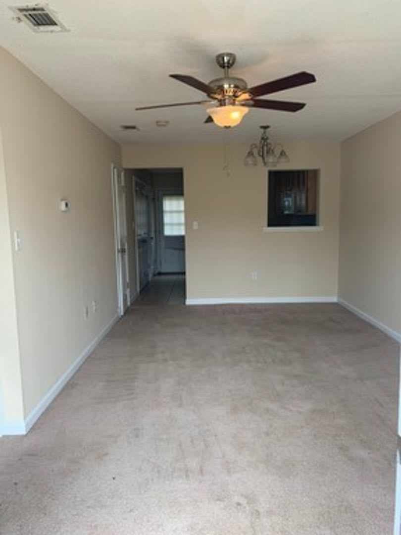 2BD/2.5B Townhouse – photo 4