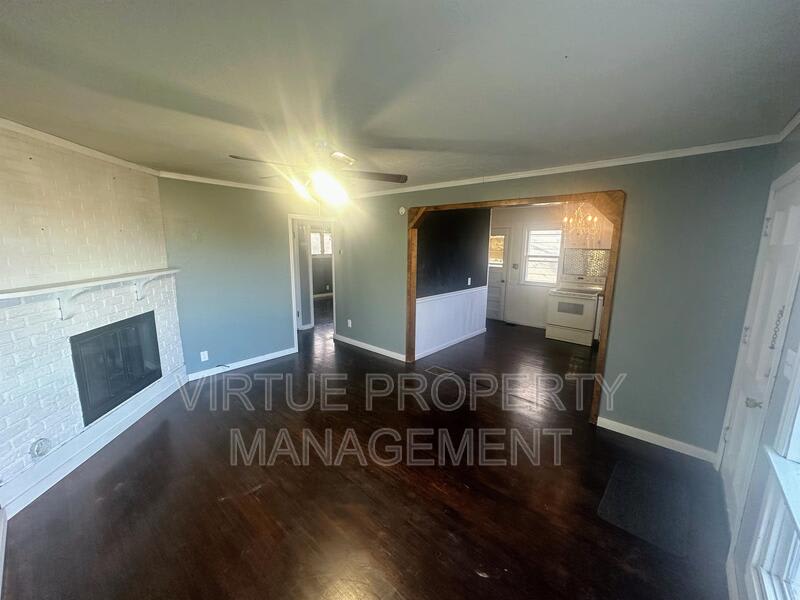 1104 5th Street – photo 3