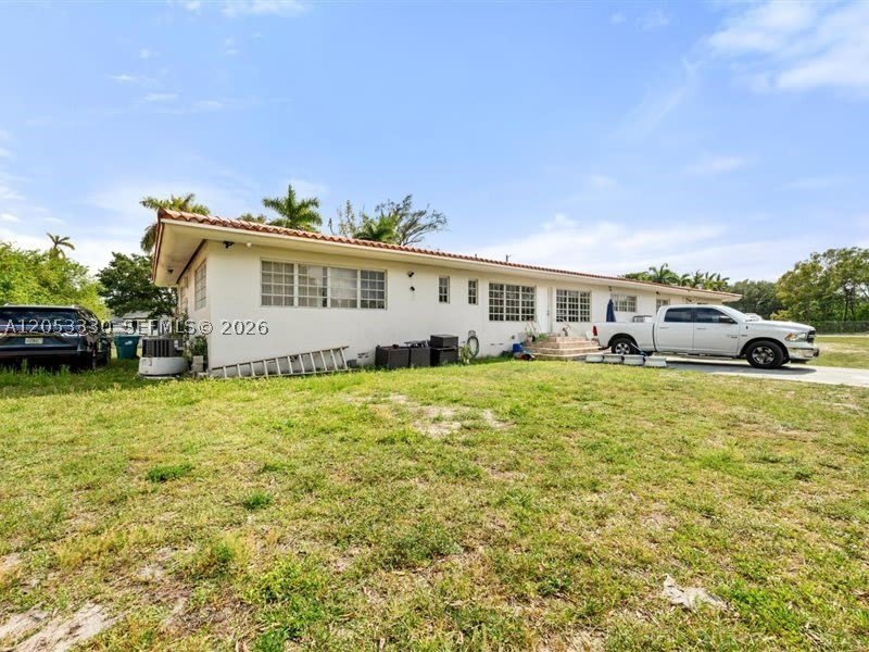 1895 NW 175th St – photo 2